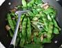 五花肉炖豆角的做法图解6