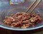 肉末豌豆的做法图解2