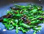 药食同补—清热解毒—蒜蓉木耳炒穿心莲的做法图解4