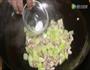来一款家常经典款吧，简单快捷有营养西葫芦冻豆腐烧肉的做法图解10