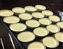 戚风葡萄干纸杯小蛋糕的做法图解7