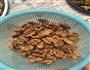 椒盐核桃的做法图解3