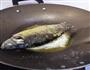 葱烤鲫鱼的做法图解4