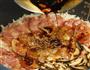电饭煲香肠煲仔饭的做法图解4