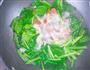 狗狗菜谱-翡翠肉片汤的做法图解2