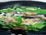 蒜苗炒腊肉的做法图解4