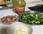 青椒炒肉的做法图解2
