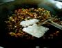 宝宝超爱的美味牛肉炒饭的做法图解3