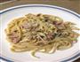 培根蘑菇蛋黄奶油意大利面的做法图解13