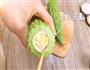 瘦身养颜苦瓜片的做法步骤3