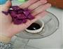 紫薯电饭煲蛋糕的做法图解1