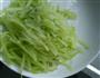 韭菜炒莴苣丛的做法图解2
