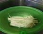 金针菇培根卷的做法图解3