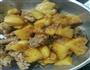 菠萝炒鸡肉的做法图解1