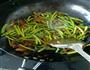 蒜苔回锅肉的做法图解5