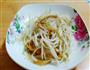 绿豆芽炒黄花菜的做法图解1
