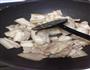 五花肉炒酸菜的做法图解5