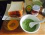 鸡蛋草莓牛油果三明治的做法图解1