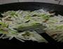 广东式炒圆仔的做法图解7