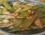 猪肉炒莴笋的做法图解2