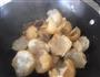 香菇油面筋炒小白菜的做法图解4