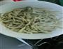 干煸肉丝杏鲍菇的做法图解1