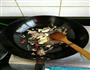 豆角五花肉的做法图解2