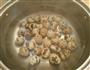 五香鹌鹑蛋的做法图解2