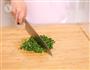 迷迭香-荠菜千张卷的做法图解3