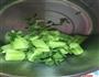 黄瓜拌木耳的做法图解1