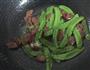 腊肠炒荷兰豆的做法图解7