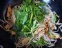 春韭菜炒豆芽香干的做法图解9