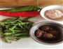 什锦豌豆炒肉糜的做法图解1