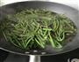 香椿拌豆腐的做法图解2