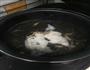 鲜鱿木耳猪骨汤的做法图解6