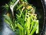 韭菜苔炒肉丝的做法图解6