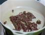 牛肉炒米粉的做法图解3