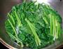 芝士肉末烩菠菜的做法图解1