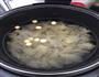 银耳百合莲子汤的做法图解4