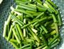 蒜苔回锅肉的做法图解1