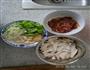 鸡腿菇炒肉片的做法图解1