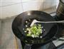 鸡腿菇炒肉片的做法图解3