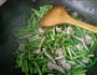 蒜苔虾仁炒肉的做法图解12