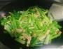 芹菜炒腐竹的做法图解7