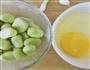 蚕豆鸡蛋花的做法图解1