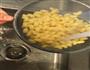 五色芝士炒意面的做法图解3