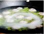 蚕豆米肉丸汤的做法图解6