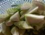 清火的丝瓜毛豆蛋花汤的做法图解1