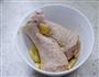 香菇蒸鸡腿的做法图解2