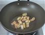 流黄蛋咸肉焖饭的做法图解4